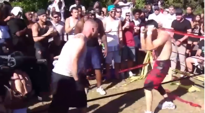 Luptă clandestină cu un final extrem de spectaculos: Boxer vs Luptător de Muay Thai. Voi pe cine mizați? Luptă clandestină cu un final extrem de spectaculos: Boxer vs Luptător de Muay Thai. Voi pe cine mizați?