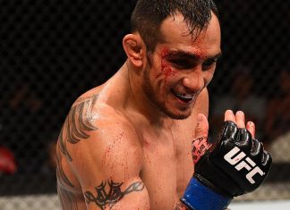 Tony Ferguson reacționează la declarațiile făcute de Khabib Nurmagomedov după victoria de la UFC 219 Tony Ferguson reacționează la declarațiile făcute de Khabib Nurmagomedov după victoria de la UFC 219 | Sursa foto
