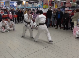 VIDEO. Karatiștii au luat cu asalt un hypermaket din România!