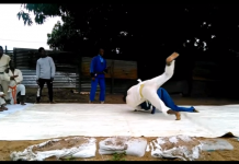 Judo în Angola. Ce se întâmplă când pasiunea pentru sport e mai importantă decât lipsa condițiilor (VIDEO) Judo în Angola. Ce se întâmplă când pasiunea pentru sport e mai importantă decât lipsa condițiilor (VIDEO)