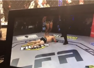 VIDEO. Luptător descalificat după ce a făcut o tumbă pe spatele adversarului făcut KO VIDEO. Luptător descalificat după ce a făcut o tumbă pe spatele adversarului făcut KO