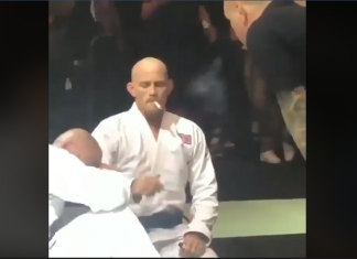 HighRollerz – turneul de BJJ în care participanții fumează iarbă înainte de meciuri (VIDEO) HighRollerz - turneul de BJJ în care participanții fumează iarbă înainte de meciuri (VIDEO)