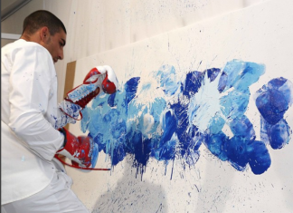 VIDEO. Cum arată îmbinarea dintre arta boxului cu arta picturii VIDEO. Cum arată îmbinarea dintre arta boxului cu arta picturii