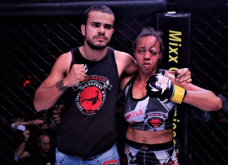 IMAGINI ȘOCANTE: O luptătoare de MMA a pierdut prin KO tehnic din cauza unui hematom imens! IMAGINI ȘOCANTE: O luptătoare de MMA a pierdut prin KO tehnic din cauza unui hematom imens!