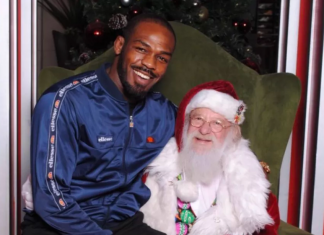 FOTO + VIDEO Ce postează luptătorii de Crăciun. FOTO + VIDEO Ce postează luptătorii de Crăciun.