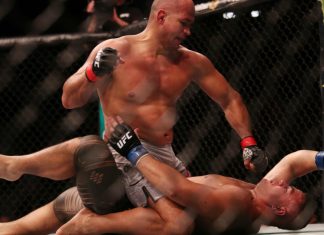 VIDEO. Rezumate și rezultate UFC Australia: Junior dos Santos vs Tai Tuivasa și ultima luptă în UFC pentru Mark Hunt! VIDEO. Rezumate și rezultate UFC Australia: Junior dos Santos vs Tai Tuivasa și ultima luptă în UFC pentru Mark Hunt!
