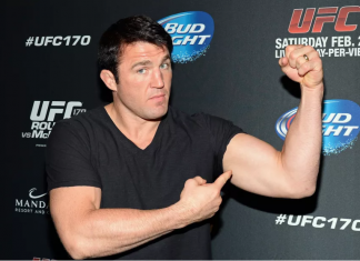 Chael Sonnen a primit centura neagră în BJJ (Jiu Jitsu Brazilian) Chael Sonnen a primit centura neagră în BJJ (Jiu Jitsu Brazilian)