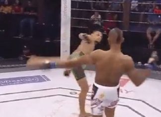 (VIDEO) Luptător își dislocă umărul în timp ce vrea să lovească cu piciorul. Intră să vezi toate fazele săptămânii! (VIDEO) Luptător își dislocă umărul în timp ce vrea să lovească cu piciorul. Intră să vezi toate fazele săptămânii!