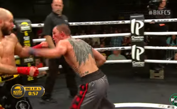 VIDEO. Vezi lupta sângeroasă de box fără mănuși dintre Artem Lobov și Jason Knight! VIDEO. Vezi lupta sângeroasă de box fără mănuși dintre Artem Lobov și Jason Knight!