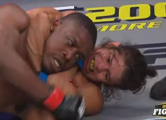 VIDEO. KO reușit în doar 4 secunde și o submisie spectaculoasă în Runda 1. Intră să vezi fazele săptămânii! VIDEO. KO reușit în doar 4 secunde și o submisie spectaculoasă în Runda 1. Intră să vezi fazele săptămânii!