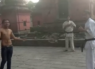 VIDEO. Ce se întâmplă când te dai în spectacol și nu ai idee cu cine te-ai pus? VIDEO. Ce se întâmplă când te dai în spectacol și nu ai idee cu cine te-ai pus?