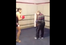VIDEO. De ce nu e bine să-l subestimezi pe bunicul care intră în ring! VIDEO. De ce nu e bine să-l subestimezi pe bunicul care intră în ring!