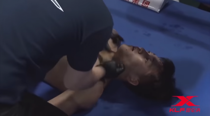 VIDEO. Superbon Banchamek își bagă adversarul în comă cu o lovitură necruțătoare! VIDEO. Superbon Banchamek își bagă adversarul în comă cu o lovitură necruțătoare!