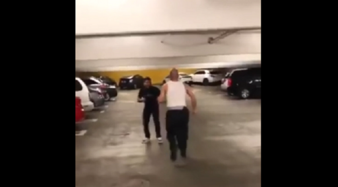 VIDEO. Când te legi de cineva în parcare, asigură-te că nu e luptător de MMA! VIDEO. Când te legi de cineva în parcare, asigură-te că nu e luptător de MMA!