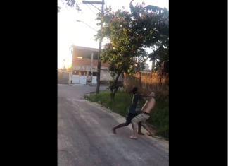 VIDEO. De ce nu e bine să insiști să te bați cu cineva pe stradă? VIDEO. De ce nu e bine să insiști să te bați cu cineva pe stradă?