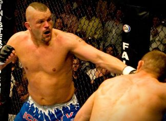 VIDEO. Cum l-a făcut Chuck Liddell KO pe Randy Couture pentru a deveni campion mondial VIDEO. Cum l-a făcut Chuck Liddell KO pe Randy Couture pentru a deveni campion mondial