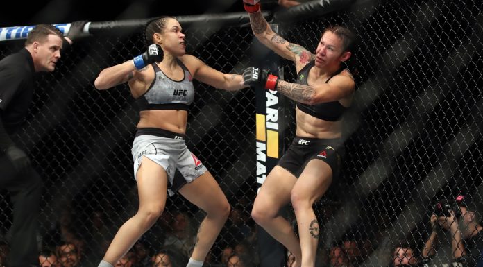 VIDEO. Să ne aducem aminte cum a distrus-o Amanda Nunes pe Cris Cyborg în doar 51 de secunde! VIDEO. Să ne aducem aminte cum a distrus-o Amanda Nunes pe Cris Cyborg în doar 51 de secunde!
