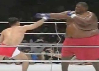 VIDEO. Vă aduceți aminte de lupta dintre Emmanuel Yarbrough (273 kg) și Daiju Takase (76 kg)? VIDEO. Vă aduceți aminte de lupta dintre Emmanuel Yarbrough (273 kg) și Daiju Takase (76 kg)?