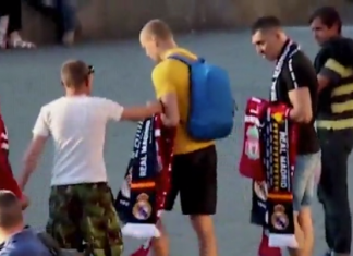 VIDEO. Intră să vezi de ce nu e frumos să te legi de oameni pe stradă! VIDEO. Intră să vezi de ce nu e frumos să te legi de oameni pe stradă!