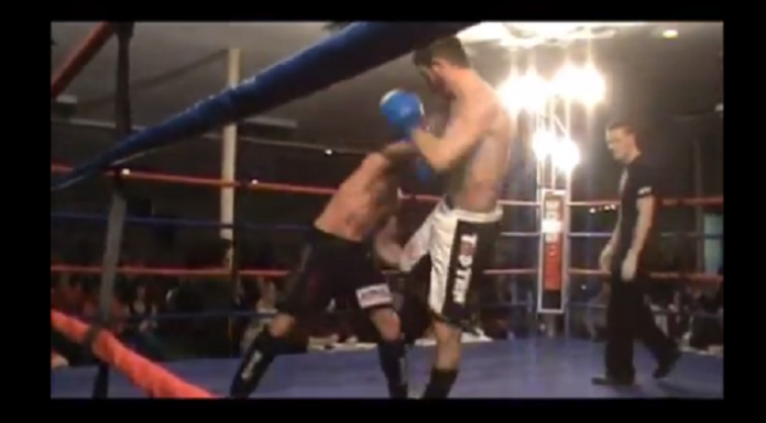 VIDEO. S-a făcut KO singur într-un mod extrem de spectaculos! VIDEO. S-a făcut KO singur într-un mod extrem de spectaculos!