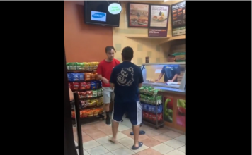 VIDEO. L-a făcut KO în Subway, încălțat în șlapi. După, și-a comandat liniștit de mâncare. VIDEO. L-a făcut KO în Subway, încălțat în șlapi. După, și-a comandat liniștit de mâncare.