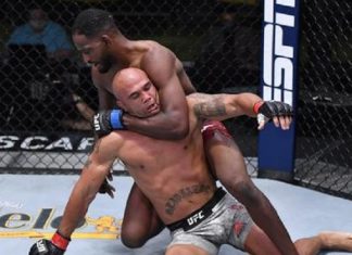 VIDEO. Vezi fazele serii de la gala UFC: Anthony Smith vs Aleksandar Rakic! VIDEO. Vezi fazele serii de la gala UFC: Anthony Smith vs Aleksandar Rakic!