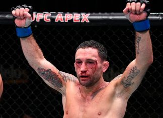 VIDEO. Frankie Edgar câștigă la debutul în noua categorie și vrea să devină din nou campion! VIDEO. Frankie Edgar câștigă la debutul în noua categorie și vrea să devină din nou campion!