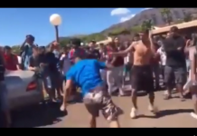 VIDEO. Ai mai văzut vreodată o bătaie de stradă fair play? VIDEO. Ai mai văzut vreodată o bătaie de stradă fair play?
