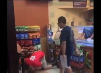 VIDEO. Și-a comandat un sandviș de la Subway după ce l-a făcut KO! VIDEO. Și-a comandat un sandviș de la Subway după ce l-a făcut KO!