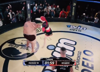 VIDEO. O femeie l-a făcut TKO pe un bărbat de 240 kg! VIDEO. O femeie l-a făcut TKO pe un bărbat de 240 kg!