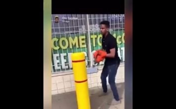 VIDEO. I-a dat o palmă la fund unei femei, după care a fost trimis la culcare VIDEO. I-a dat o palmă la fund unei femei, după care a fost trimis la culcare.