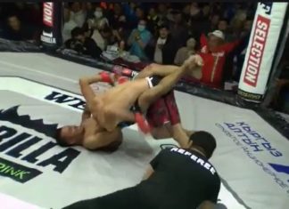 VIDEO. Gest nesportiv în Republica Kârgâză! Un luptător nu a dat drumul la strangulare după intervenția arbitrului! VIDEO. Gest nesportiv în Republica Kârgâză! Un sportiv nu a dat drumul la strangulare după intervenția arbitrului!