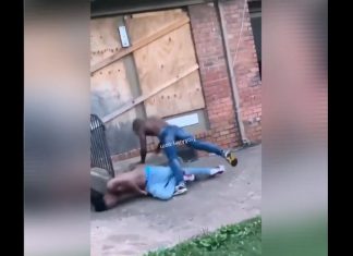 VIDEO. Când te bați în cartier, trebuie să te aștepți ca publicul să vrea spectacol! VIDEO. Când te bați în cartier, trebuie să te aștepți ca publicul să vrea spectacol!