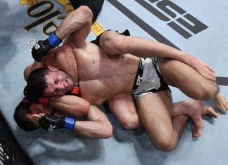 VIDEO. Vezi toate fazele de la UFC Vegas 31: Islam Makhachev l-a submis pe Thiago Moises! VIDEO. Vezi toate fazele de la UFC Vegas 31: Islam Makhachev l-a submis pe Thiago Moises!