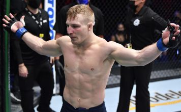 VIDEO. Vezi căror luptători le-a oferit Dana White contracte în UFC pentru prestațiile lor! VIDEO. Vezi căror luptători le-a oferit Dana White contracte în UFC pentru prestațiile lor!