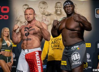 VIDEO. Vezi cum l-a făcut Mariusz Pudzianowski KO pe Bombardier din Senegal! VIDEO. Vezi cum l-a făcut Mariusz Pudzianowski KO pe Bombardier din Senegal!