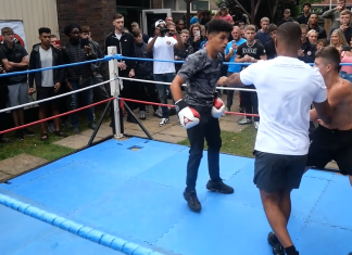 VIDEO. Așa se bat britanicii organizat în ringuri improvizate pe stradă! VIDEO. Așa se bat britanicii organizat în ringuri improvizate pe stradă!