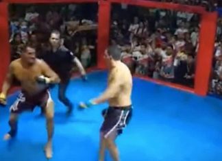 VIDEO. Un primar și un fost consilier local din Brazilia s-au luat la bătaie în octogon! VIDEO. Un primar și un fost consilier local din Brazilia s-au luat la bătaie în octogon!