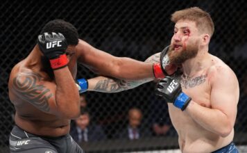 VIDEO. Curtis Blaydes l-a distrus pe Chris Daukaus și a cerut să lupte pentru titlu! VIDEO. Curtis Blaydes l-a distrus pe Chris Daukaus și a cerut să lupte pentru titlu!