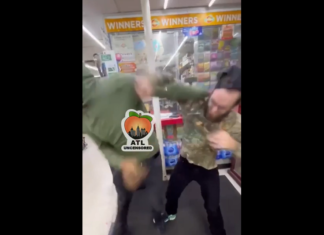 VIDEO. S-au bătut într-o benzinărie pentru că berea era prea scumpă! VIDEO. S-au bătut într-o benzinărie pentru că berea era prea scumpă!