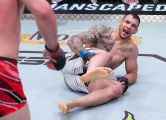 VIDEO. Jan Blachowicz l-a învins pe Aleksandar Rakic și a cerut o luptă pentru titlu! Ion Cuțelaba a fost submis în prima rundă! VIDEO. Jan Blachowicz l-a învins pe Aleksandar Rakic și a cerut o luptă pentru titlu! Ion Cuțelaba a fost submis în prima rundă!