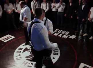 VIDEO. Vasily Kamotsky, „Regele Palmelor”, s-a apucat de box fără mănuși! VIDEO. Vasily Kamotsky, "Regele Palmelor", s-a apucat de box fără mănuși!