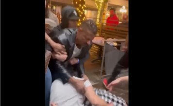 VIDEO. S-au bătut pentru ultima felie de pizza! VIDEO. S-au bătut pentru ultima felie de pizza!