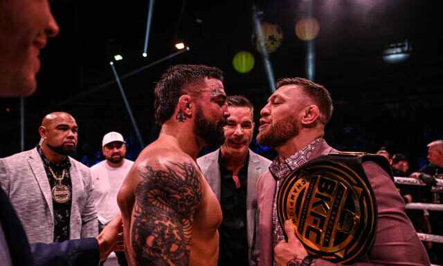 VIDEO. Vezi KO-urile din BKFC (box fără mănuși) și află de ce a intrat Conor McGregor în ring cu Mike Perry! VIDEO. Vezi KO-urile din BKFC (box fără mănuși) și află de ce a intrat Conor McGregor în ring cu Mike Perry!