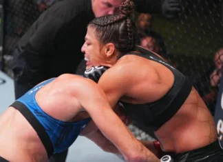 VIDEO. Mayra Bueno Silva o submite incredibil de surprinzător pe fosta campioană Holly Holm! VIDEO. Mayra Bueno Silva o submite incredibil de surprinzător pe fosta campioană Holly Holm!