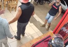 VIDEO. Bătaie la fast-food! Bătaia a venit mai rapid decât mâncarea! VIDEO. Bătaie la fast-food! Bătaia a venit mai rapid decât mâncarea!