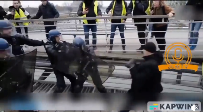 Boxer vs Forțele de Ordine Publică din Franța (VIDEO) Boxer vs Forțele de Ordine Publică din Franța (VIDEO)