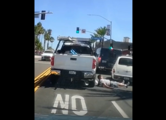 VIDEO. Bătaie în trafic ca în GTA! VIDEO. Bătaie în trafic ca în GTA!