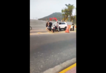 VIDEO. Bătaie în trafic cu căștile de motociclișți! VIDEO. Bătaie în trafic cu căștile de motociclișți!