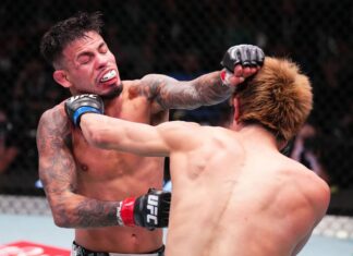 Vezi toate fazele de la gala UFC Vegas 98: Brandon Royval vs Tatsuro Taira! (VIDEO) Vezi toate fazele de la gala UFC Vegas 98: Brandon Royval vs Tatsuro Taira! (VIDEO)